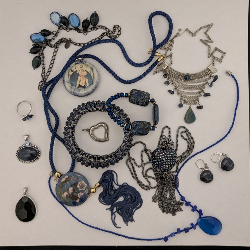 Elegant Blue and Silver Jewelry Set